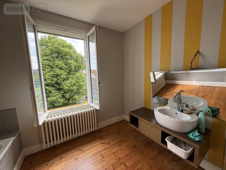 Maison a vendre Saint-Yorre 03270 Allier 180 m2 6 pièces 195000 euros