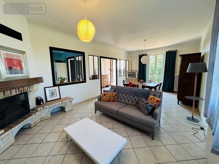 Maison a vendre Creuzier-le-Vieux 03300 Allier 195 m2 8 pièces 329000 euros