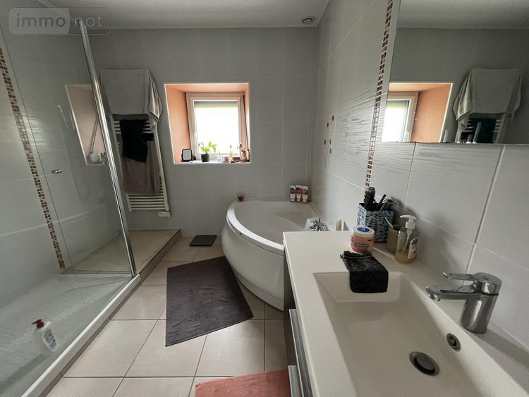 Maison a vendre Châteaugiron 35410 Ille-et-Vilaine 137 m2 8 pièces 337900 euros