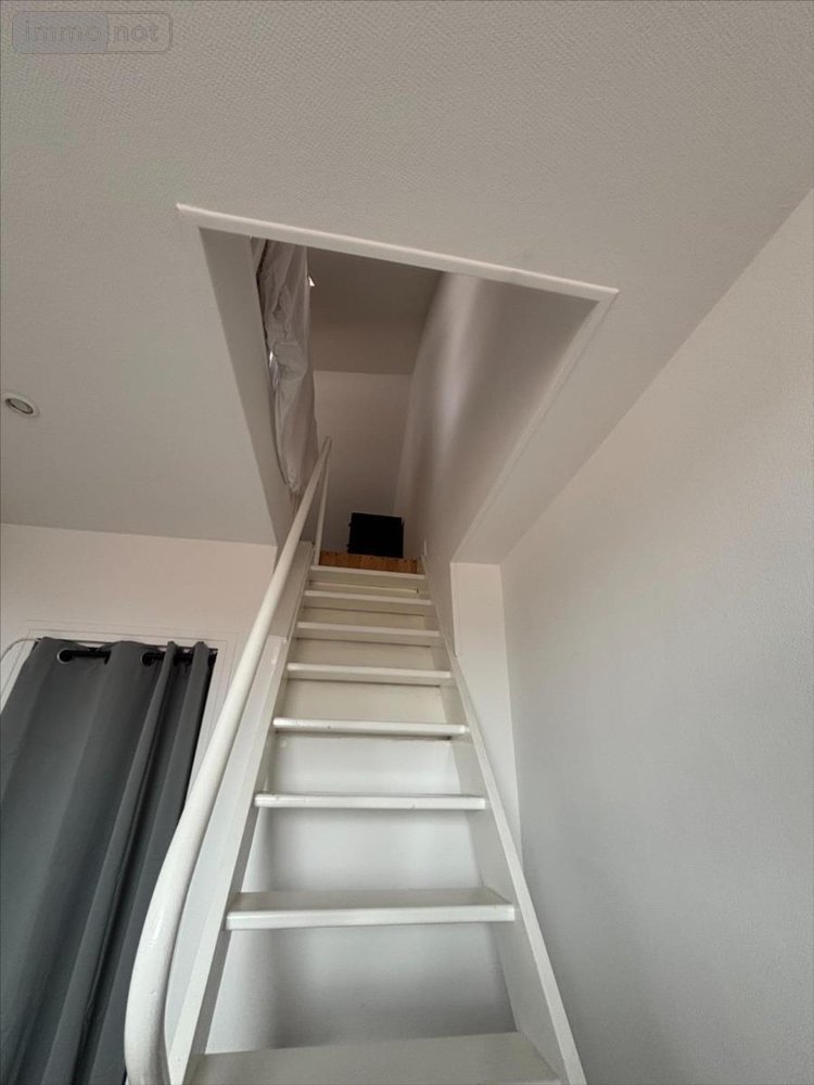 Location appartement Reims 51100 Marne 29 m2 2 pièces 495 euros