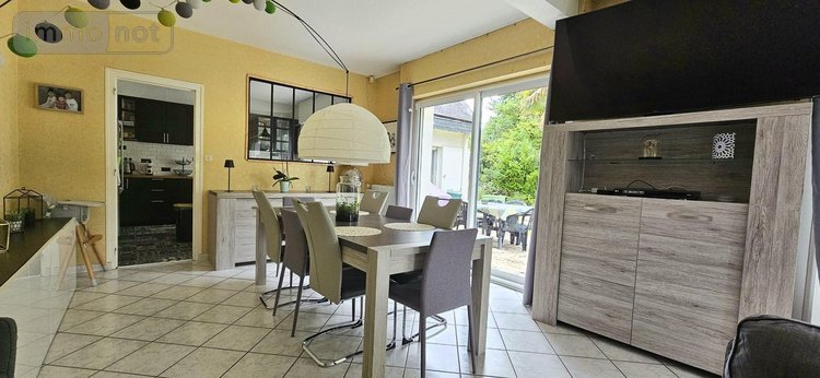 Maison a vendre Plomelin 29700 Finistère 253 m2 9 pièces 430500 euros