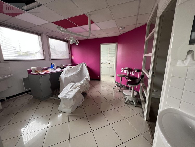 Fonds et murs commerciaux a vendre Rennes 35000 Ille-et-Vilaine 124 m2  312000 euros