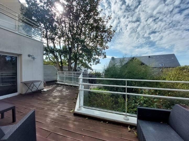 Maison a vendre Granville 50400 Manche 240 m2 8 pièces 988000 euros