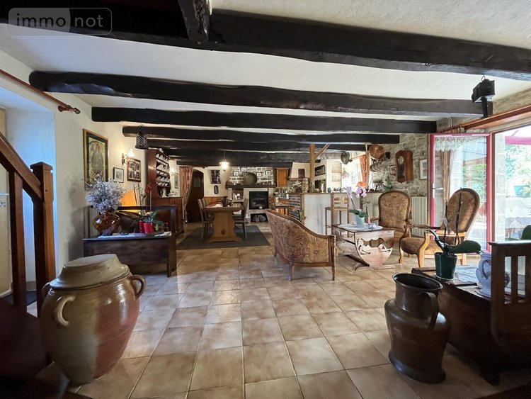 Maison a vendre Guégon 56120 Morbihan 228 m2 10 pièces 343020 euros