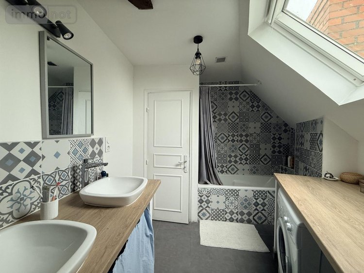 Maison a vendre Saint-Barthélemy-d'Anjou 49124 Maine-et-Loire 89 m2 5 pièces 249952 euros