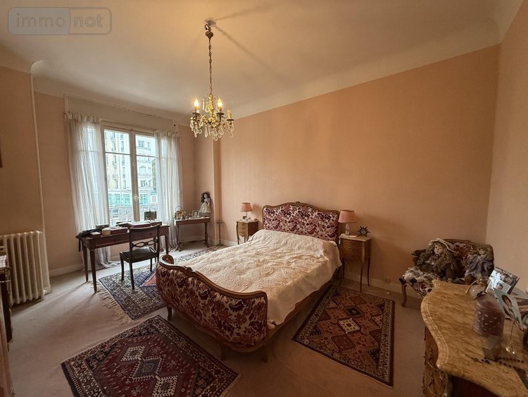 Appartement a vendre Vichy 03200 Allier 176 m2 8 pièces 325500 euros