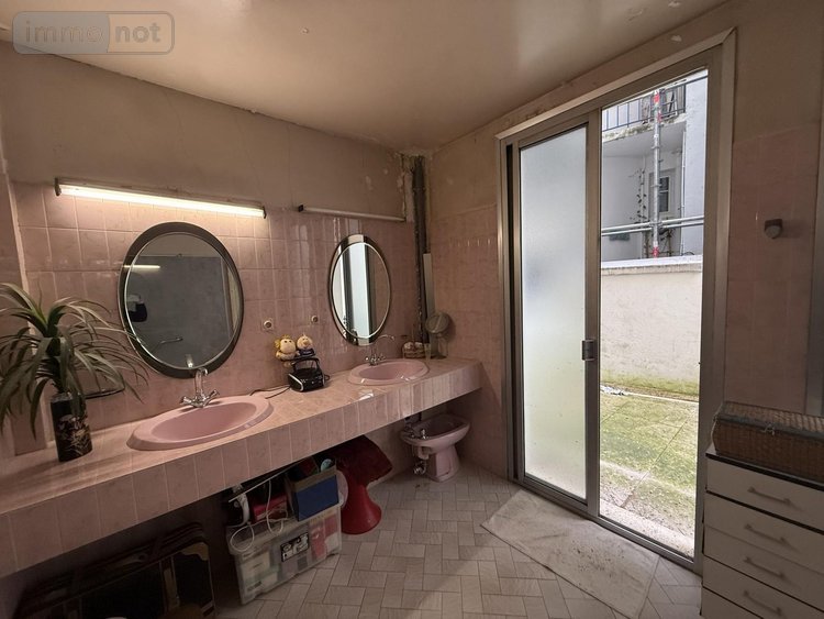 Appartement a vendre Vichy 03200 Allier 176 m2 8 pièces 325500 euros