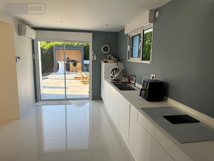 Maison a vendre Château-Gontier-sur-Mayenne 53200 Mayenne 330 m2 9 pièces 813700 euros