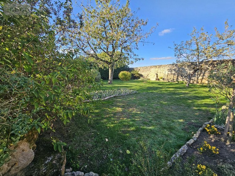 Maison a vendre Plaine-et-Vallées 79100 Deux-Sèvres 207 m2 5 pièces 275600 euros