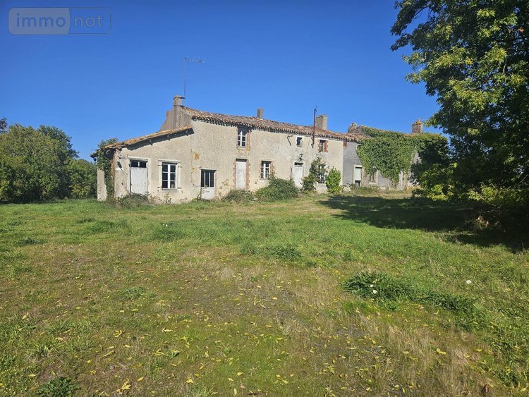 Maison a vendre Bressuire 79300 Deux-Sèvres 250 m2 8 pièces 514500 euros