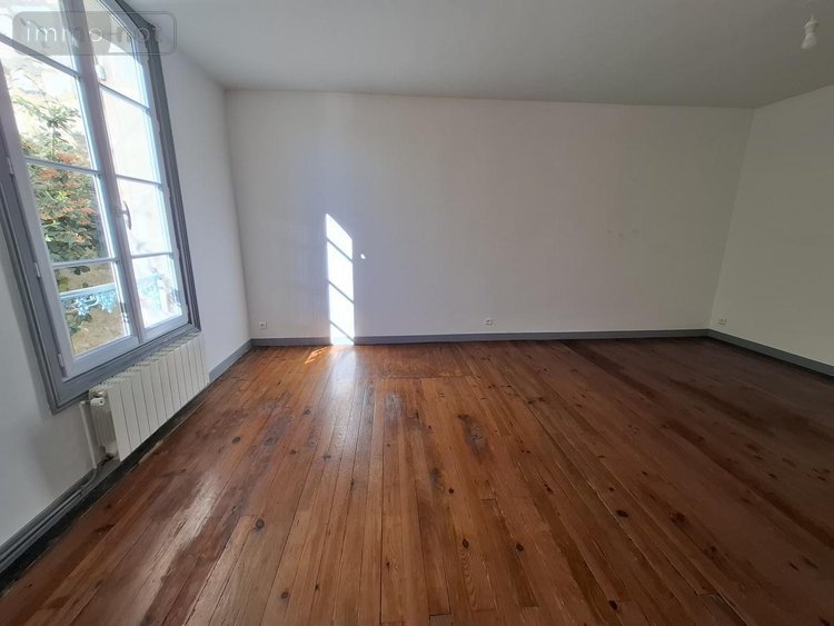 Maison a vendre Saintes 17100 Charente-Maritime 92 m2 4 pièces 236070 euros