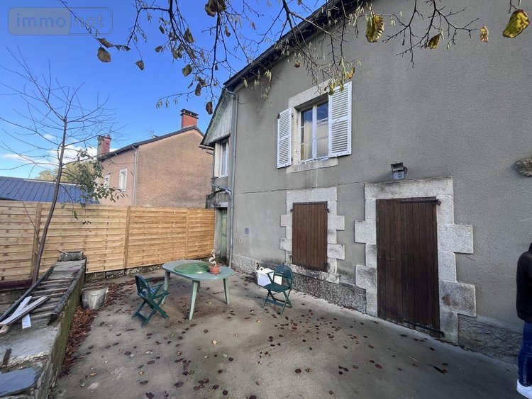 Maison a vendre Bort-les-Orgues 19110 Corrèze 243 m2 13 pièces 265000 euros