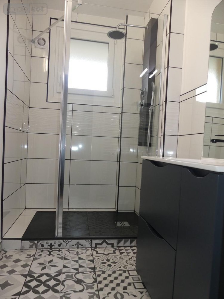 Location appartement Redon 35600 Ille-et-Vilaine 66 m2 3 pièces 700 euros