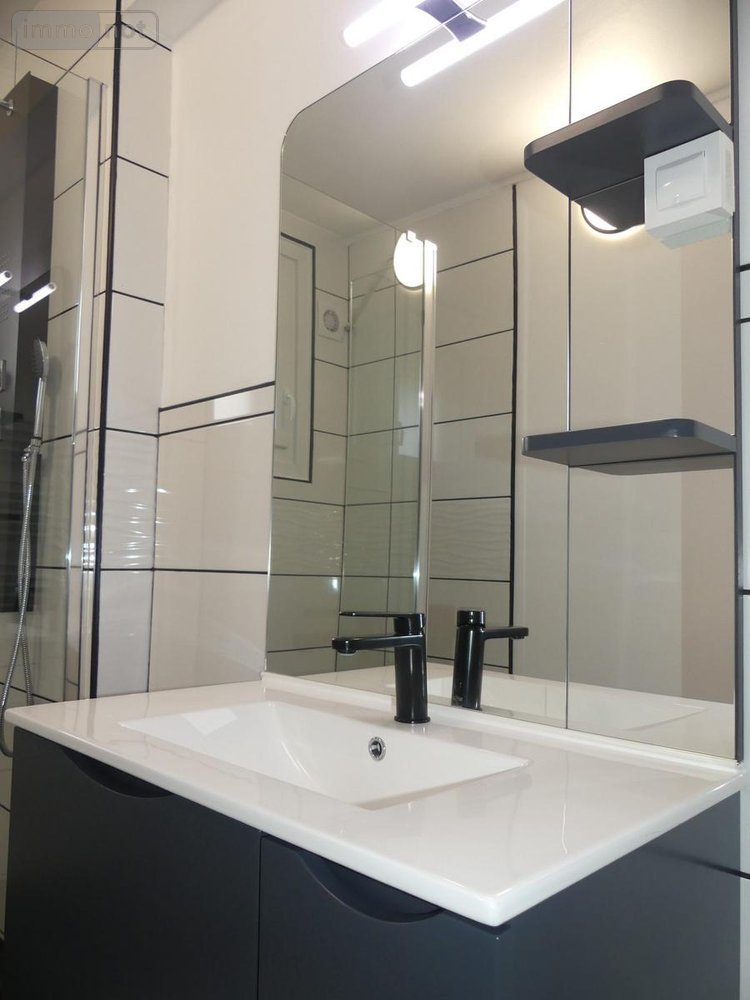 Location appartement Redon 35600 Ille-et-Vilaine 66 m2 3 pièces 700 euros