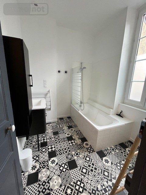 Location appartement Le Mans 72000 Sarthe 98 m2 4 pièces 1125 euros