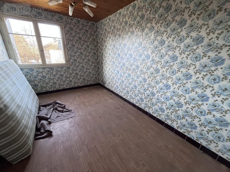 Maison a vendre Saignes 15240 Cantal 48 m2 2 pièces 29600 euros