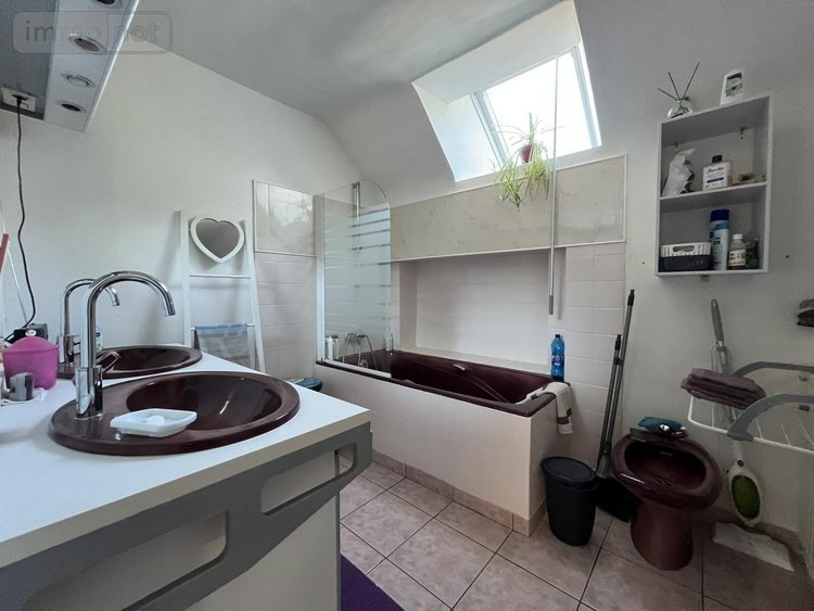 Maison a vendre Taupont 56800 Morbihan 201 m2 8 pièces 322300 euros