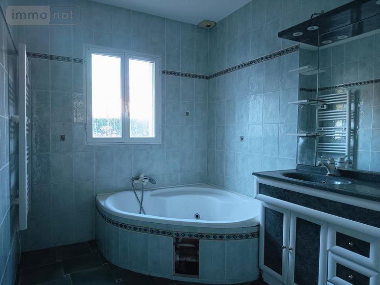 Maison a vendre Challans 85300 Vendée 127 m2 5 pièces 301700 euros