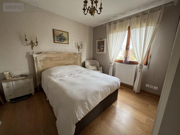 Maison a vendre Châteaugiron 35410 Ille-et-Vilaine 136 m2 6 pièces 382400 euros