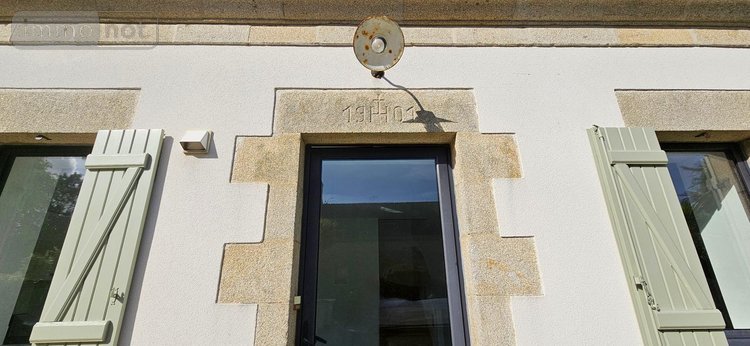 Immeuble a vendre Tréméoc 29120 Finistère 150 m2  399000 euros