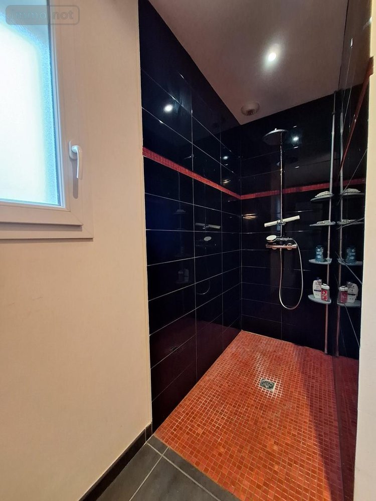 Maison a vendre La Gacilly 56200 Morbihan 100 m2 5 pièces 220290 euros