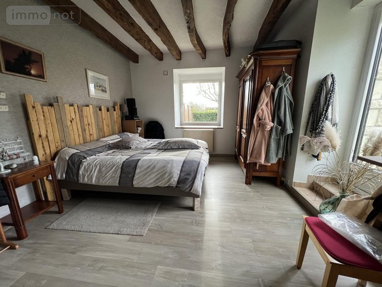 Maison a vendre Châteaugiron 35410 Ille-et-Vilaine 137 m2 8 pièces 337900 euros