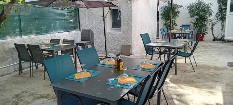 Fonds et murs commerciaux a vendre Saint-Yorre 03270 Allier 281 m2  349000 euros