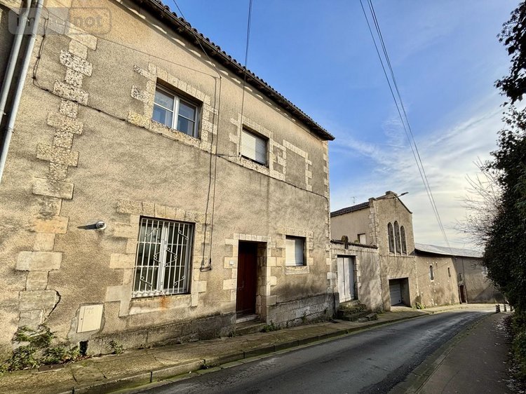 Maison a vendre Poitiers 86000 Vienne 506 m2 20 pièces 395200 euros