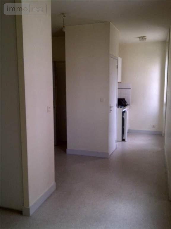 Location appartement Rennes 35000 Ille-et-Vilaine 24 m2 1 pièce 420 euros