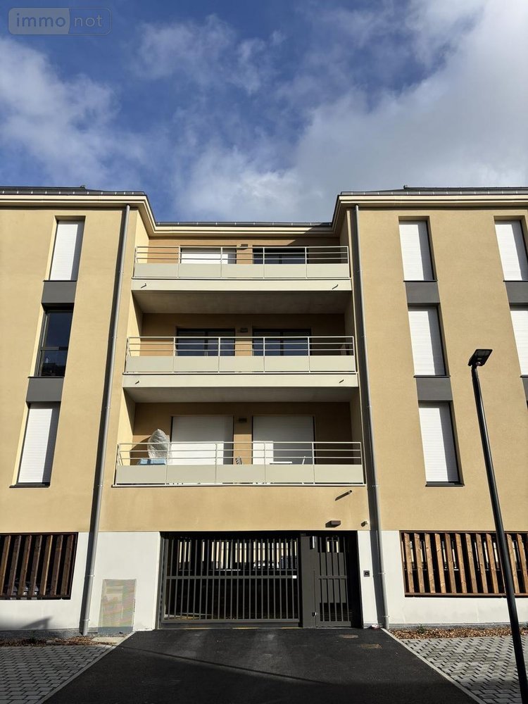 Location appartement Châteaugiron 35410 Ille-et-Vilaine 63 m2 3 pièces 830 euros