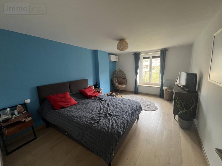 Location maison Poncin 01450 Ain 249 m2 6 pièces 1300 euros