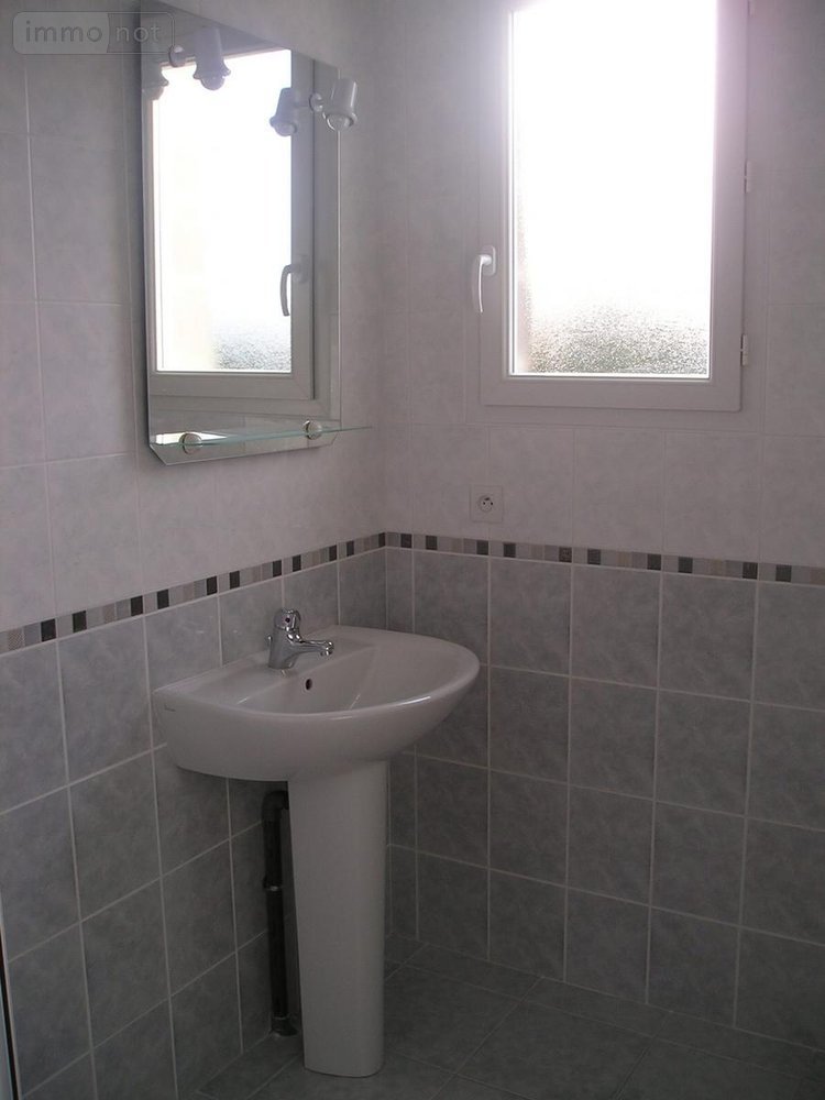 Location maison Guécélard 72230 Sarthe 90 m2 4 pièces 820 euros