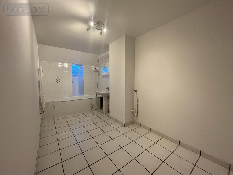 Appartement a vendre Ploërmel 56800 Morbihan 72 m2 4 pièces 156540 euros