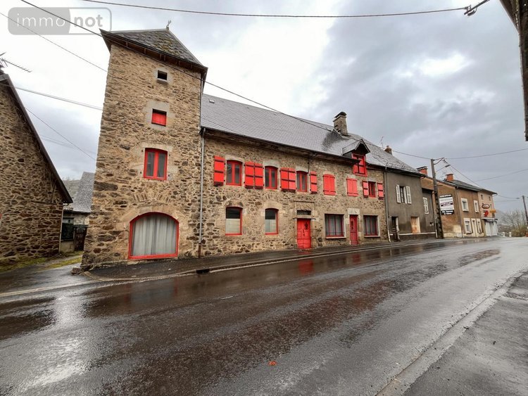 Maison a vendre Bort-les-Orgues 19110 Corrèze 243 m2 13 pièces 265000 euros