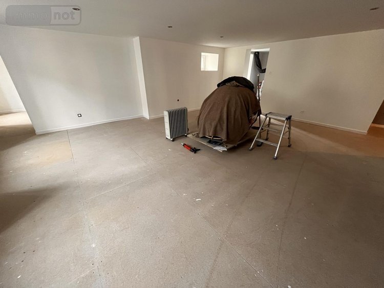 Maison a vendre Bort-les-Orgues 19110 Corrèze 243 m2 13 pièces 265000 euros