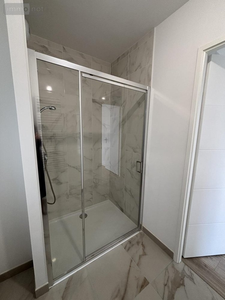 Location appartement Châteaugiron 35410 Ille-et-Vilaine 63 m2 3 pièces 830 euros