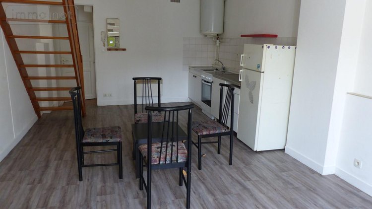 Immeuble a vendre Ploërmel 56800 Morbihan 240 m2  371940 euros