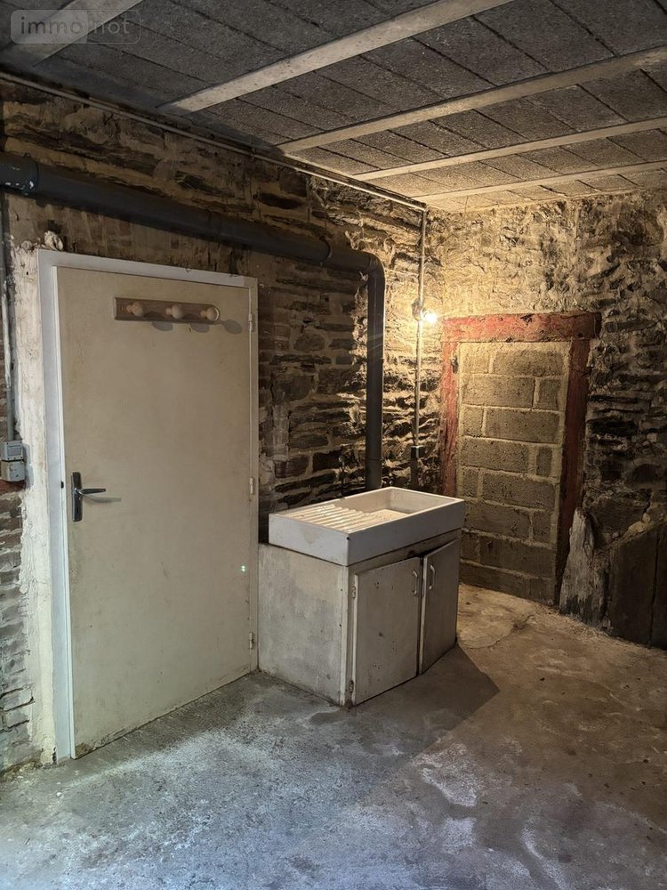 Location maison Châteaugiron 35410 Ille-et-Vilaine 81 m2 3 pièces 605 euros