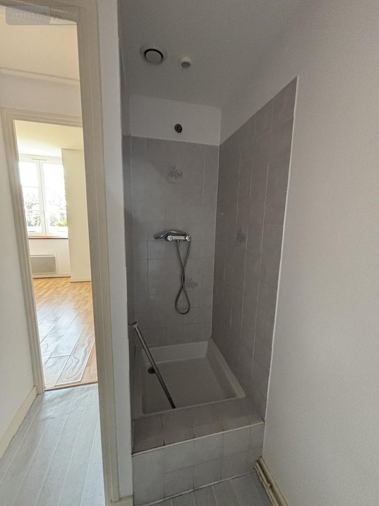 Location appartement Vern-sur-Seiche 35770 Ille-et-Vilaine 32 m2 2 pièces 498 euros