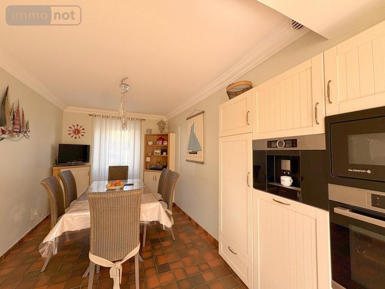 Maison a vendre Bréhal 50290 Manche 162 m2 8 pièces 405600 euros