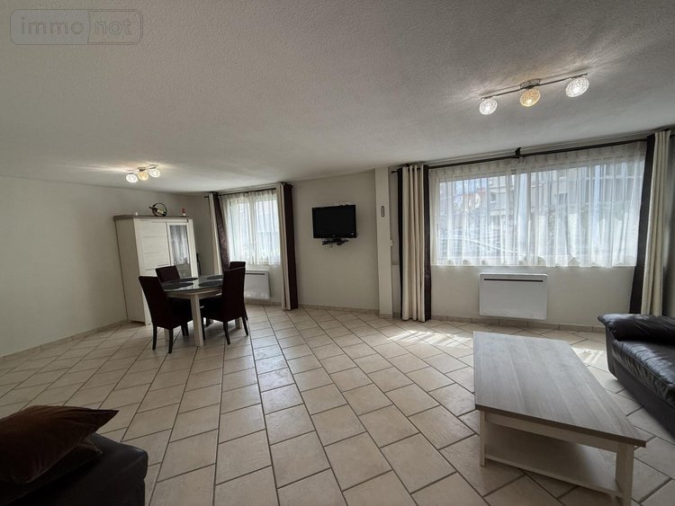 Appartement a vendre Clermont-Ferrand 63000 Puy-de-Dôme 81 m2 3 pièces 159000 euros