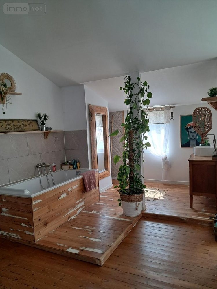 Maison a vendre Bouin 85230 Vendée 240 m2 8 pièces 435600 euros