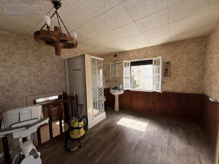 Maison a vendre Broût-Vernet 03110 Allier 100 m2 5 pièces 46200 euros