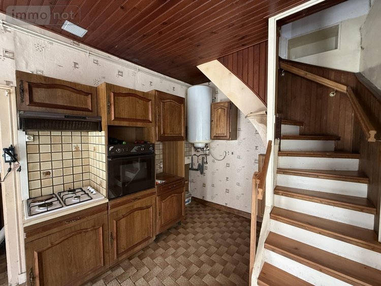 Maison a vendre Broût-Vernet 03110 Allier 100 m2 5 pièces 46200 euros
