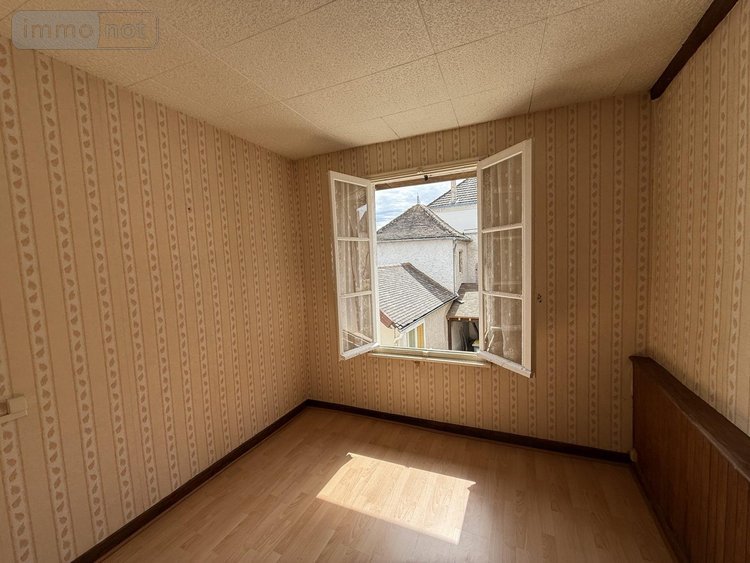 Maison a vendre Broût-Vernet 03110 Allier 100 m2 5 pièces 46200 euros