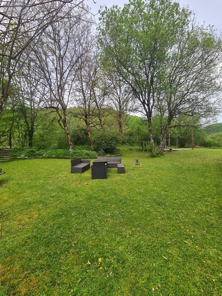 Maison a vendre Vuillafans 25840 Doubs 520 m2 16 pièces 805250 euros