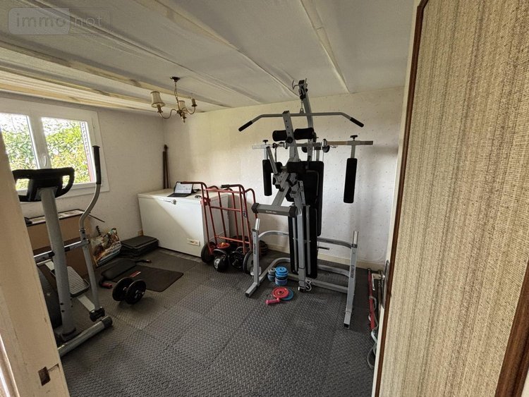 Maison a vendre Lanobre 15270 Cantal 105 m2 9 pièces 90100 euros