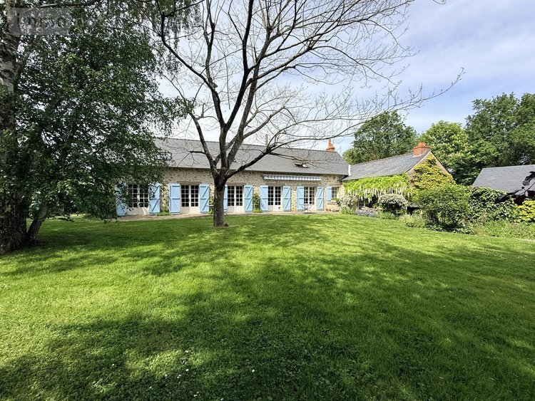 Maison a vendre Bouère 53290 Mayenne 202 m2 9 pièces 453200 euros