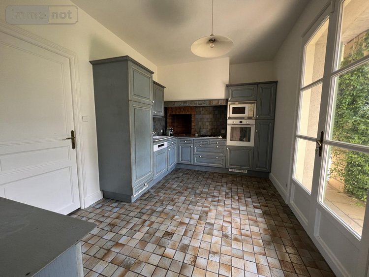 Maison a vendre Châteaugiron 35410 Ille-et-Vilaine 183 m2 7 pièces 596900 euros