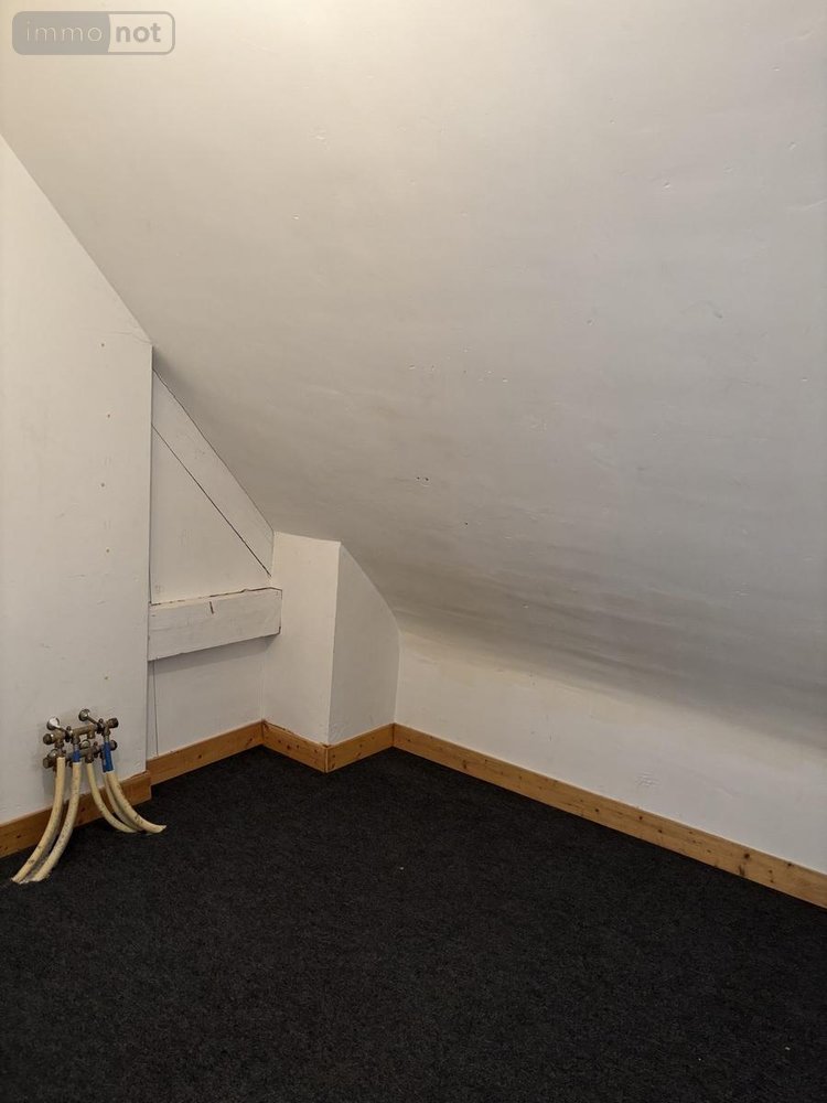 Location maison Châteaugiron 35410 Ille-et-Vilaine 107 m2 6 pièces 1200 euros